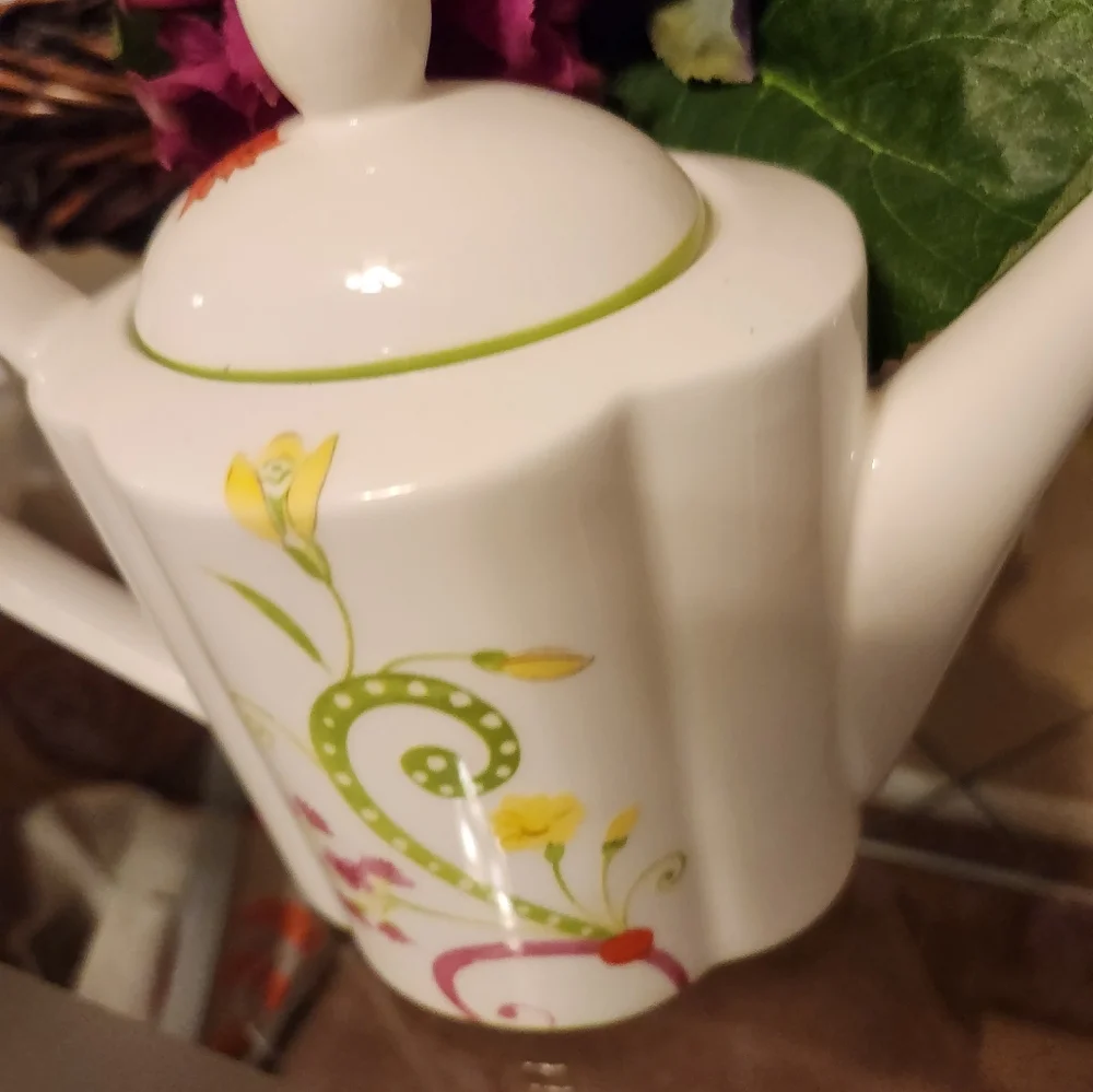 Pier 1 Imports Dolomite Lyda Teapot Never Used